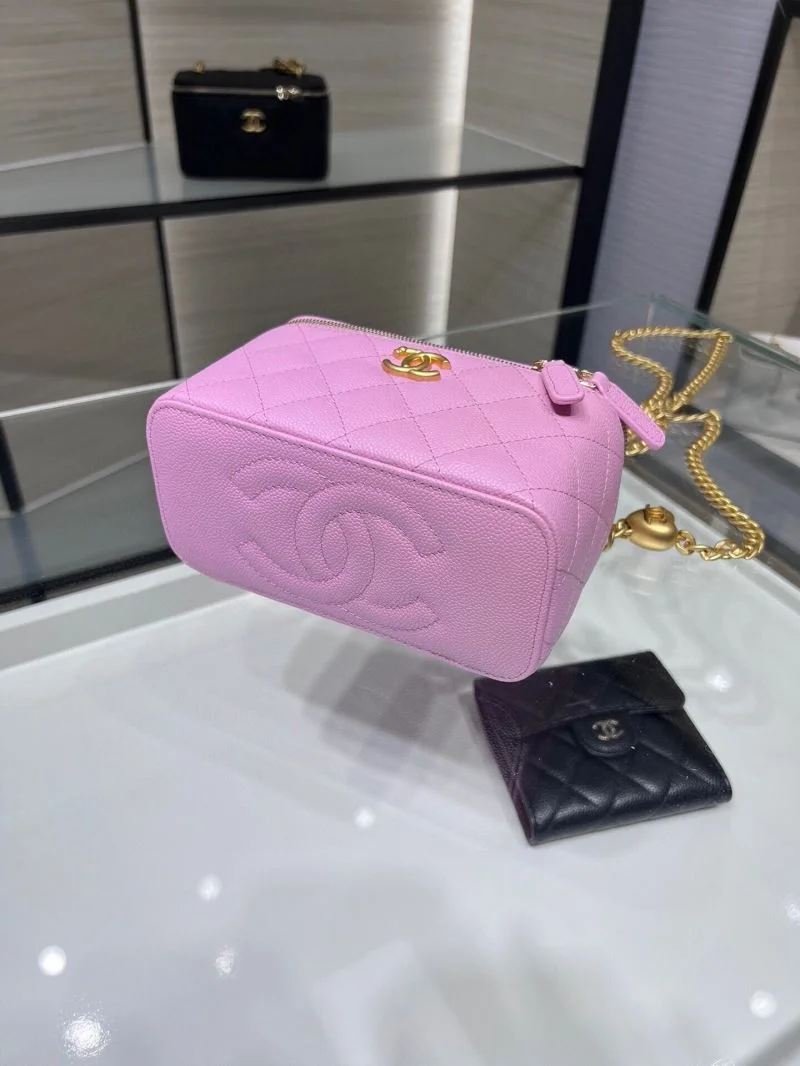Chanel Cosmetic Bags RelaxedFit 55081