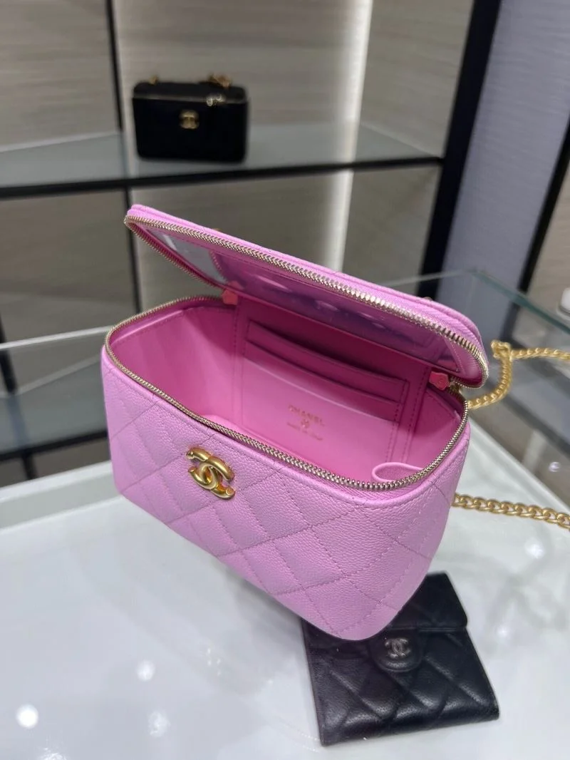 Chanel Cosmetic Bags RelaxedFit 55081