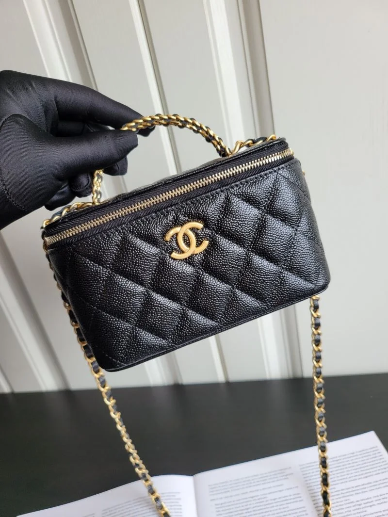 Chanel Cosmetic Bags Sporty 55076