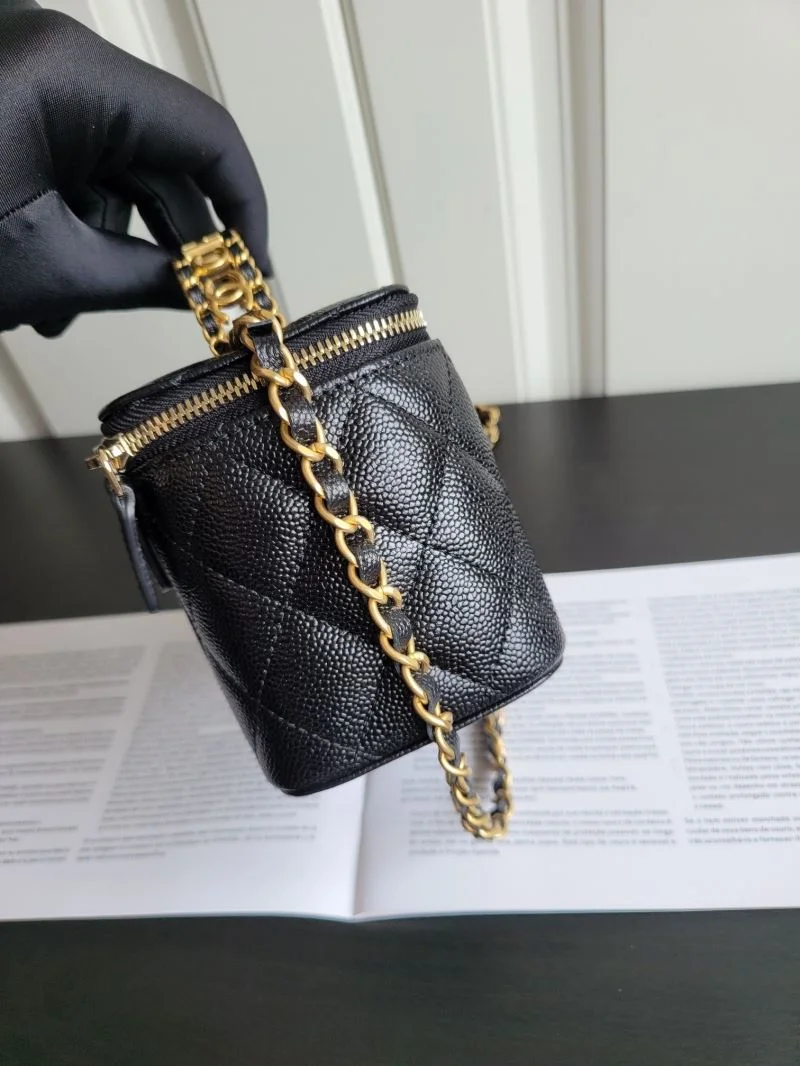Chanel Cosmetic Bags Sporty 55076