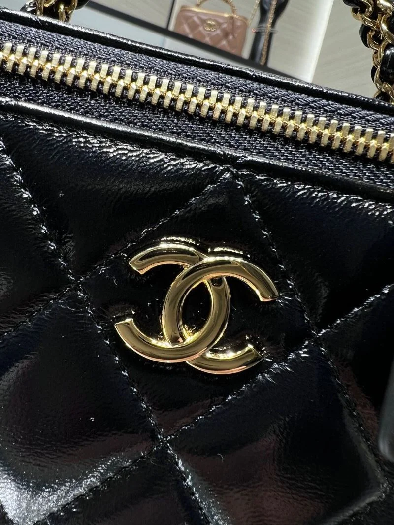 Chanel Cosmetic Bags Affordable 55077
