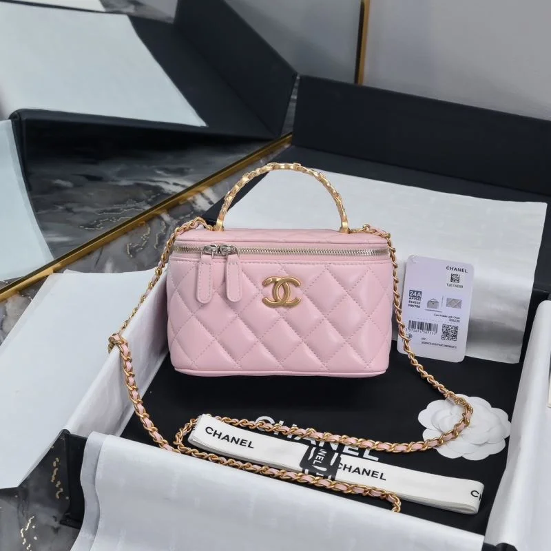 Comfortable Chanel Cosmetic Bags 55065