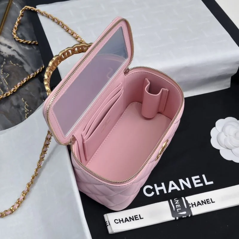 Comfortable Chanel Cosmetic Bags 55065