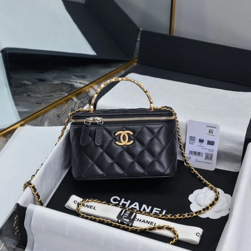 Sleek Chanel Cosmetic Bags 55057