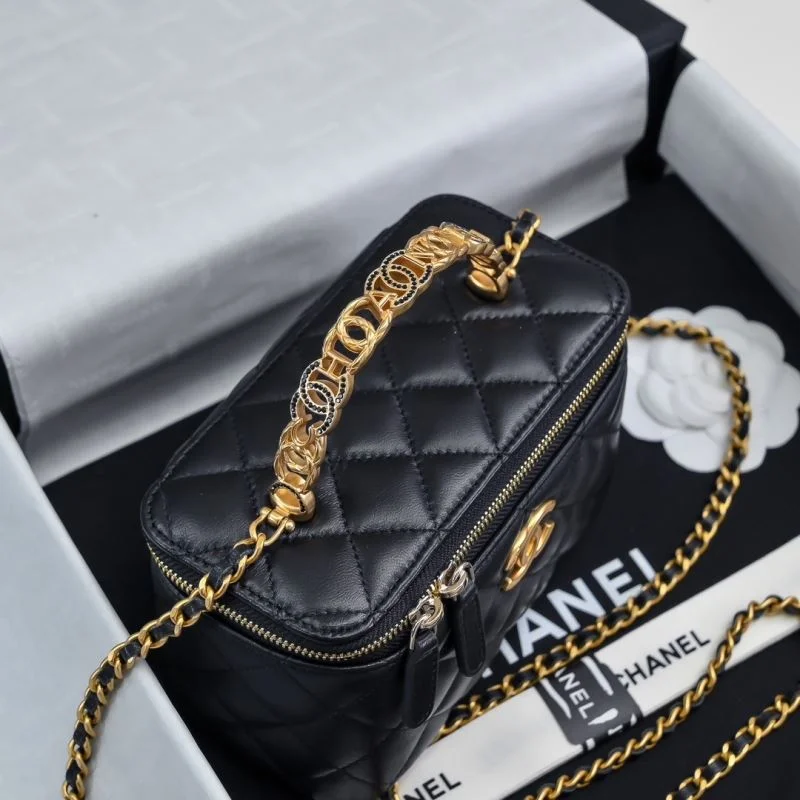 Sleek Chanel Cosmetic Bags 55057