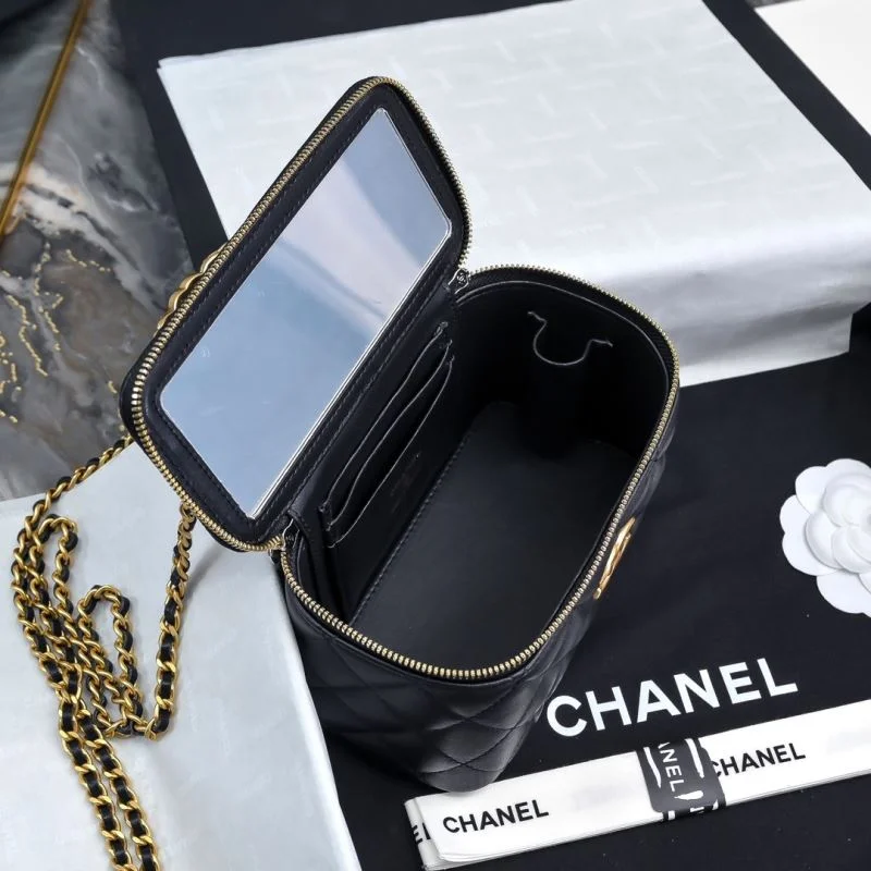 Sleek Chanel Cosmetic Bags 55057