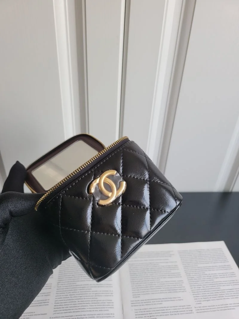 Chanel Cosmetic Bags TechFriendly 55159