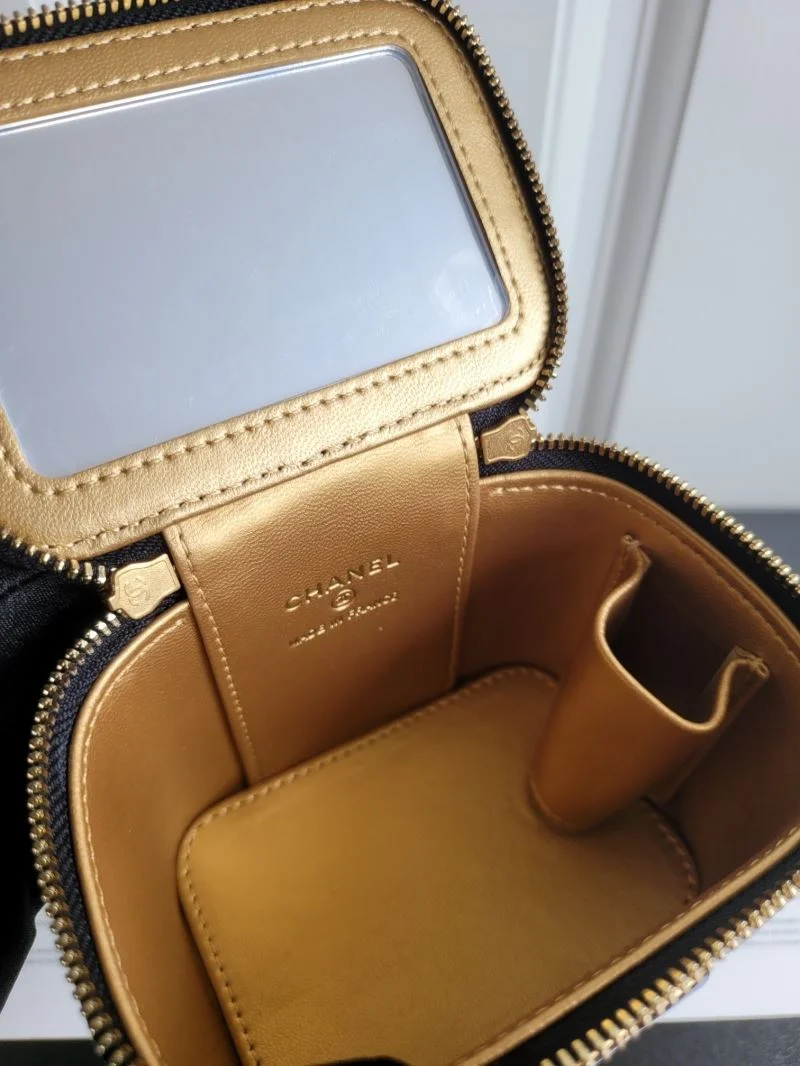 FreshLook Chanel Cosmetic Bags 55072