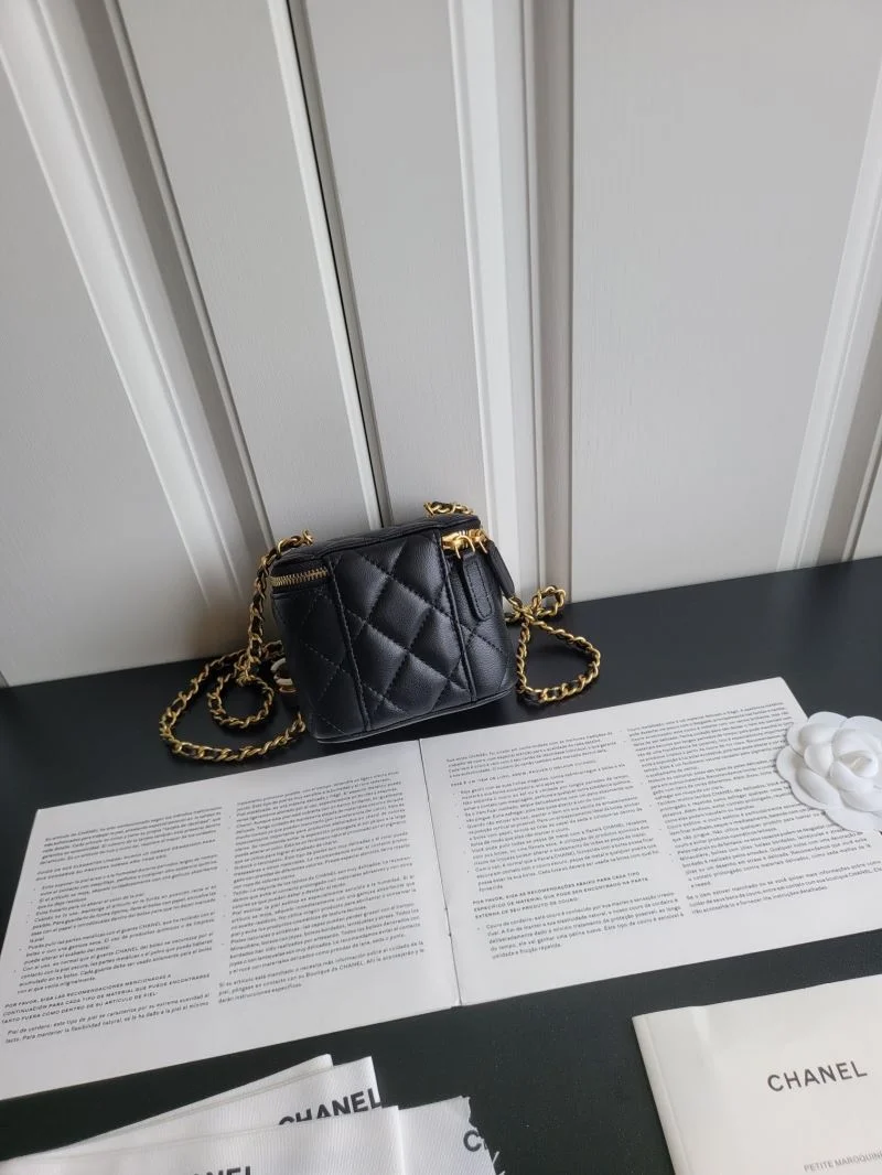 FreshLook Chanel Cosmetic Bags 55072