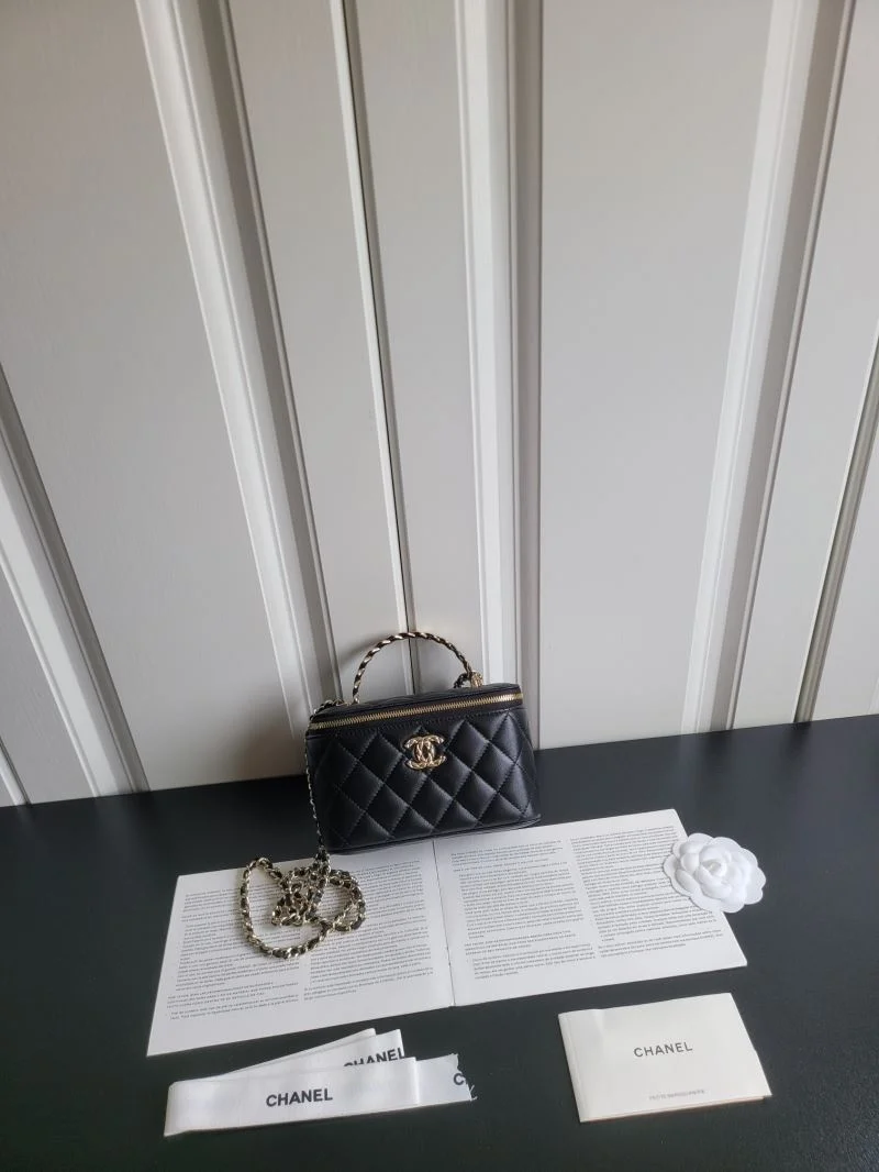 Lightweight Chanel Cosmetic Bags 55070