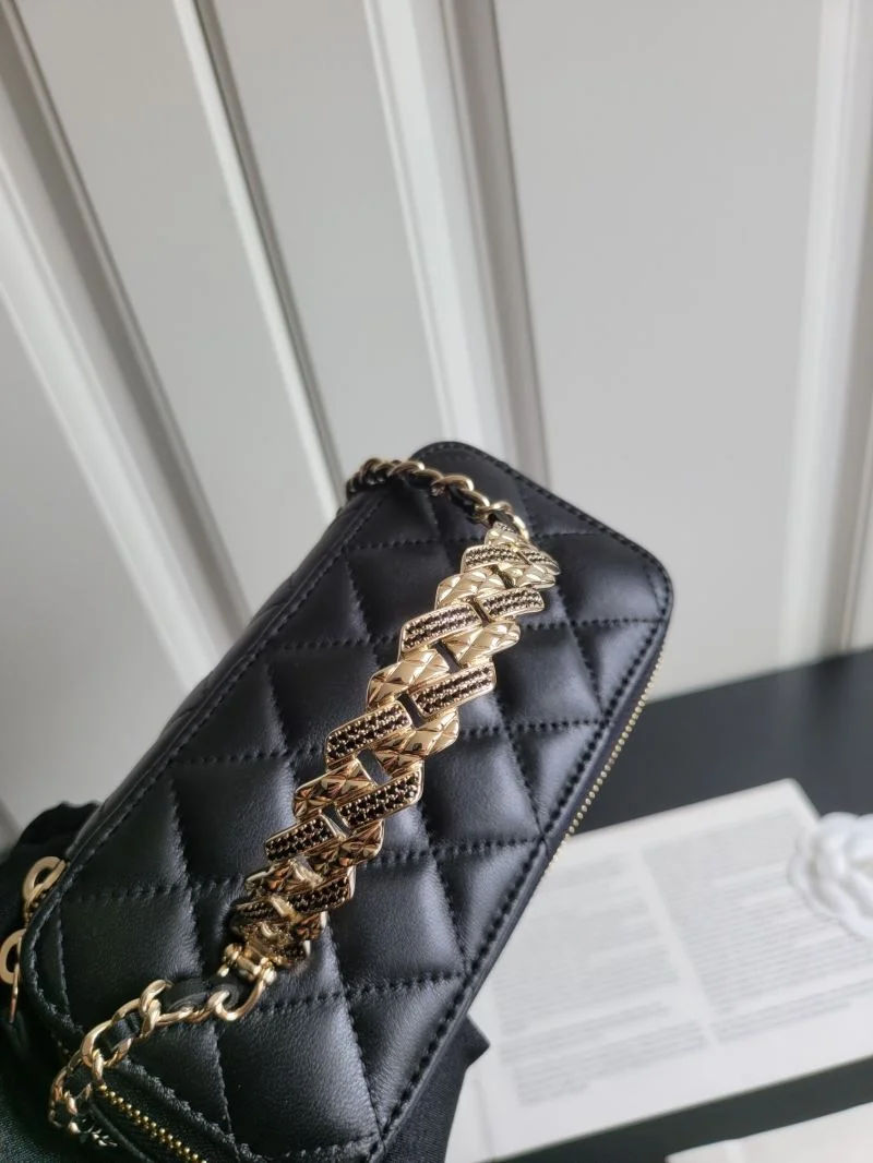 Lightweight Chanel Cosmetic Bags 55070