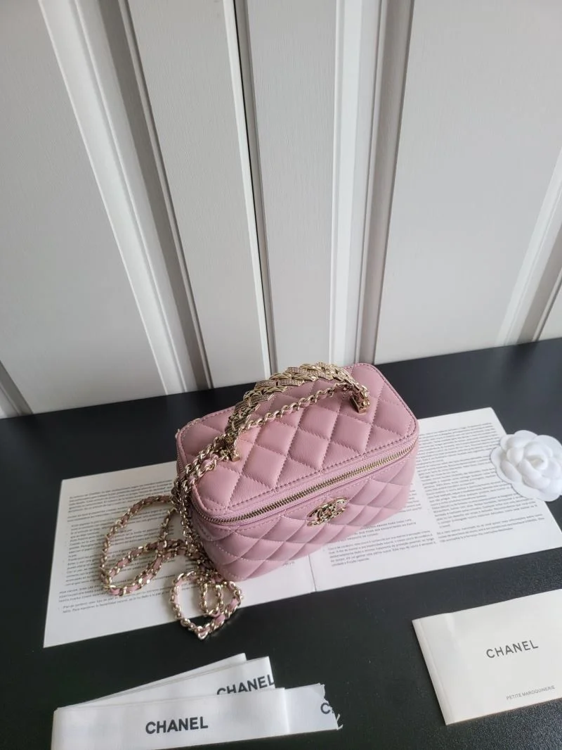 Chanel Cosmetic Bags Elegant 55122