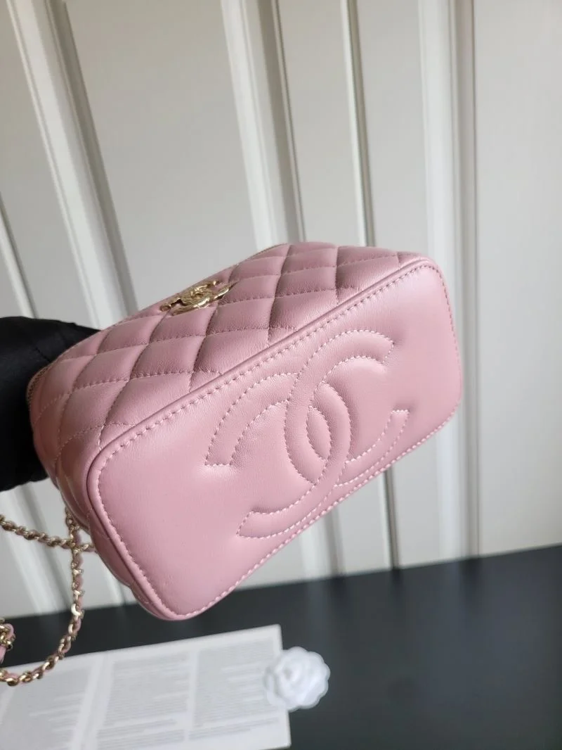 Chanel Cosmetic Bags Elegant 55122