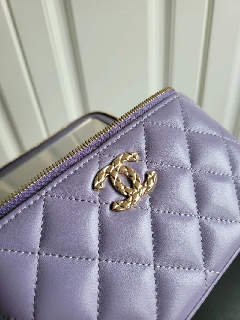 Chanel Cosmetic Bags GoAnywhere 55058