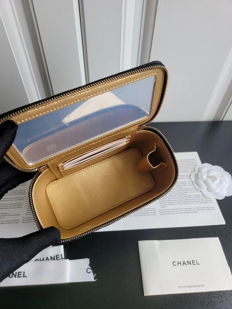 Chanel Cosmetic Bags FreshLook 55054