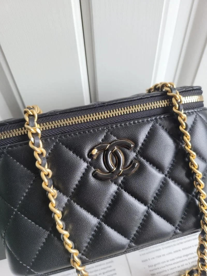 Chanel Cosmetic Bags FreshLook 55054