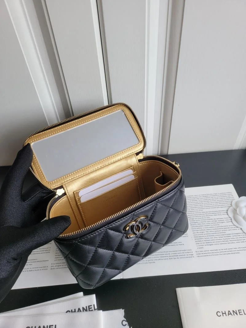 Chanel Cosmetic Bags FreshLook 55054