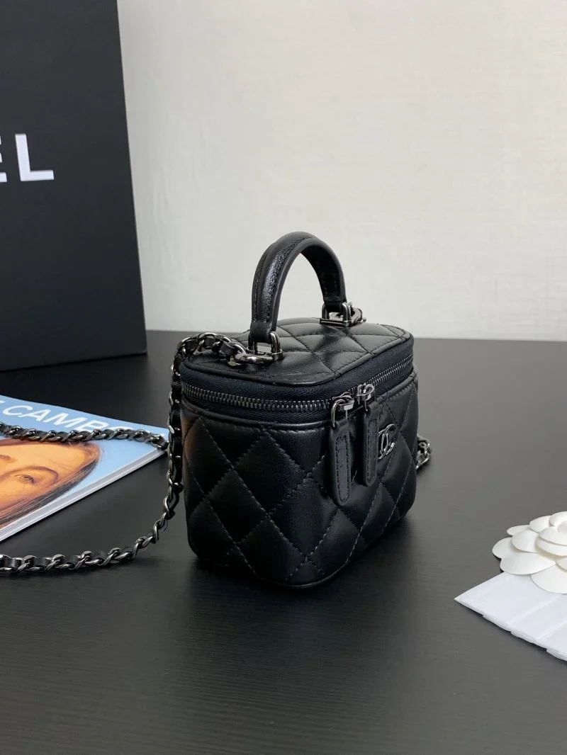 Sophisticated Chanel Cosmetic Bags 55078