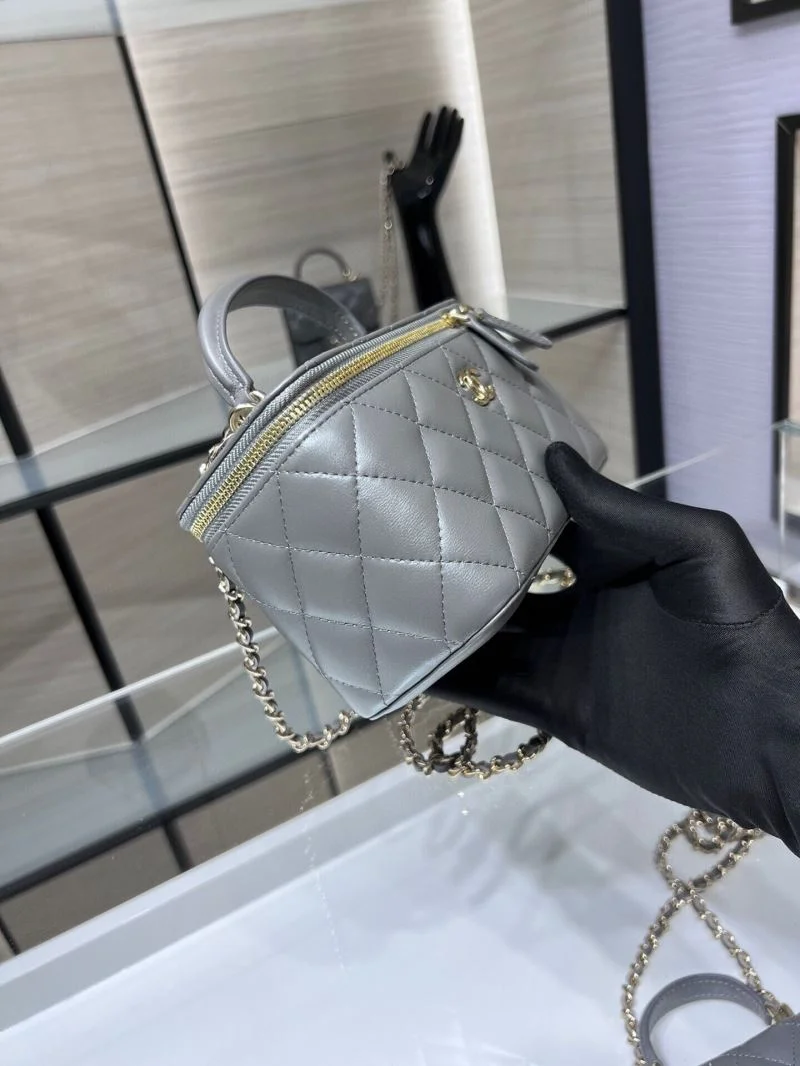 Chanel Cosmetic Bags Classic 55040