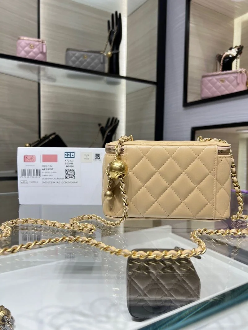 Chanel Cosmetic Bags OdorResistant 55039