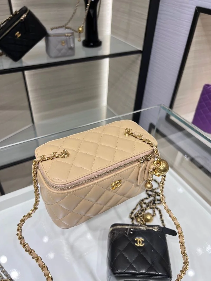 Chanel Cosmetic Bags OdorResistant 55039