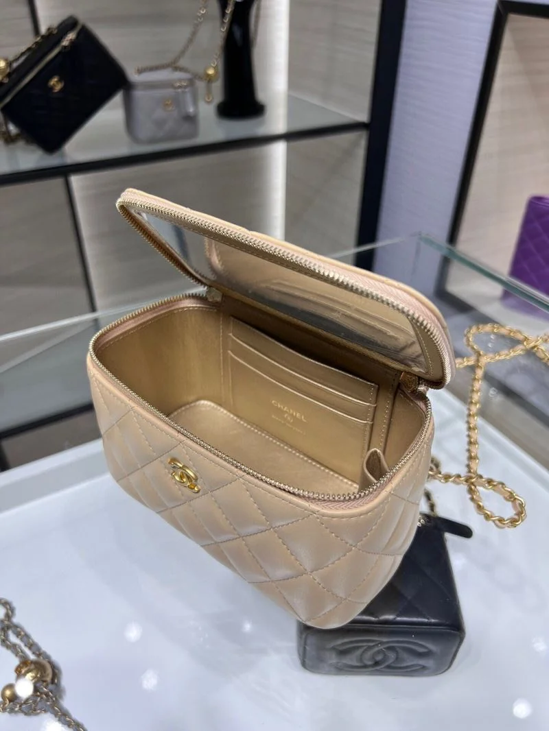 Chanel Cosmetic Bags OdorResistant 55039