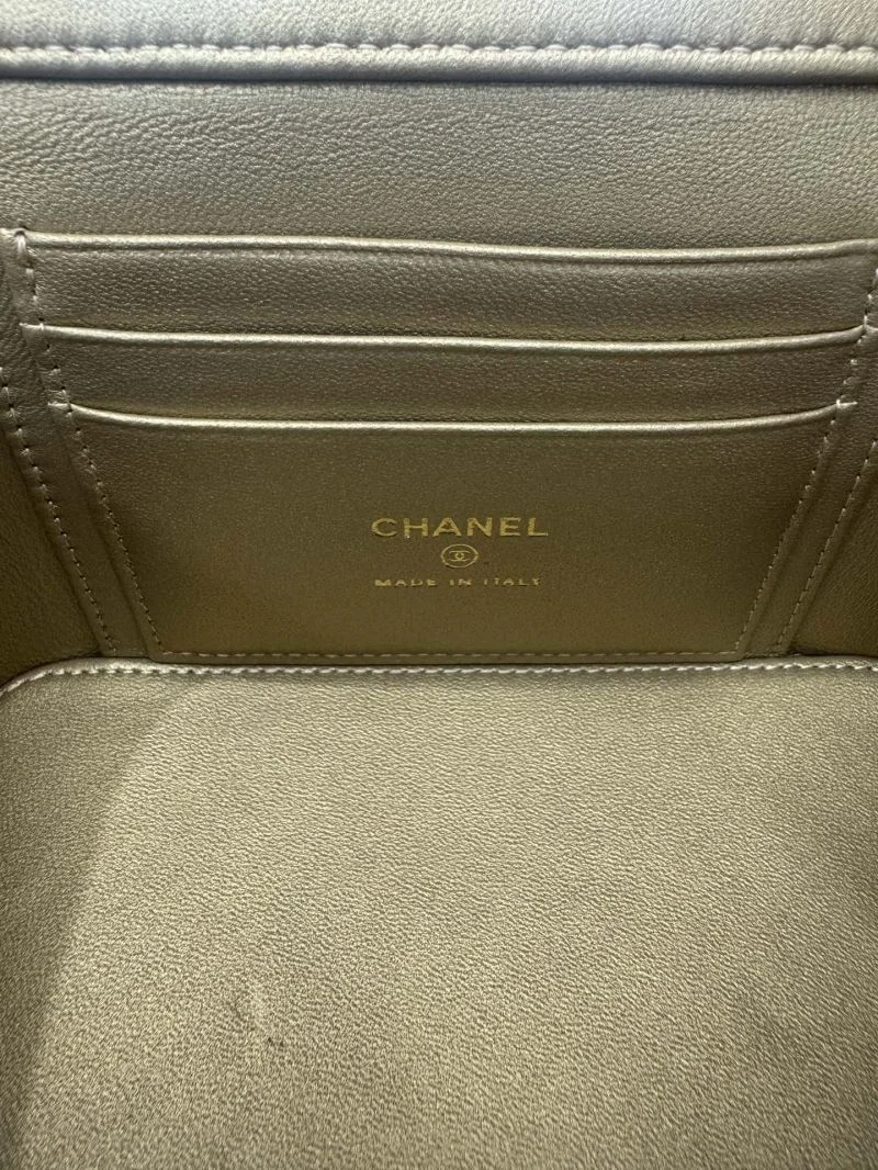 Chanel Cosmetic Bags Elegant 55029