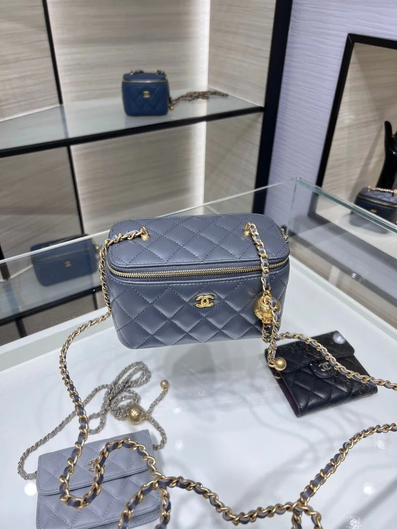 Chanel Cosmetic Bags WeatherProof 55032