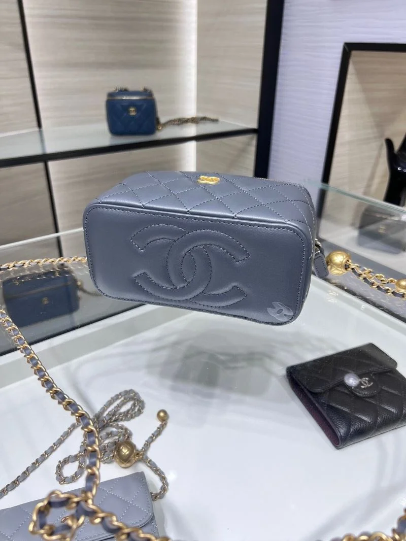 Chanel Cosmetic Bags WeatherProof 55032