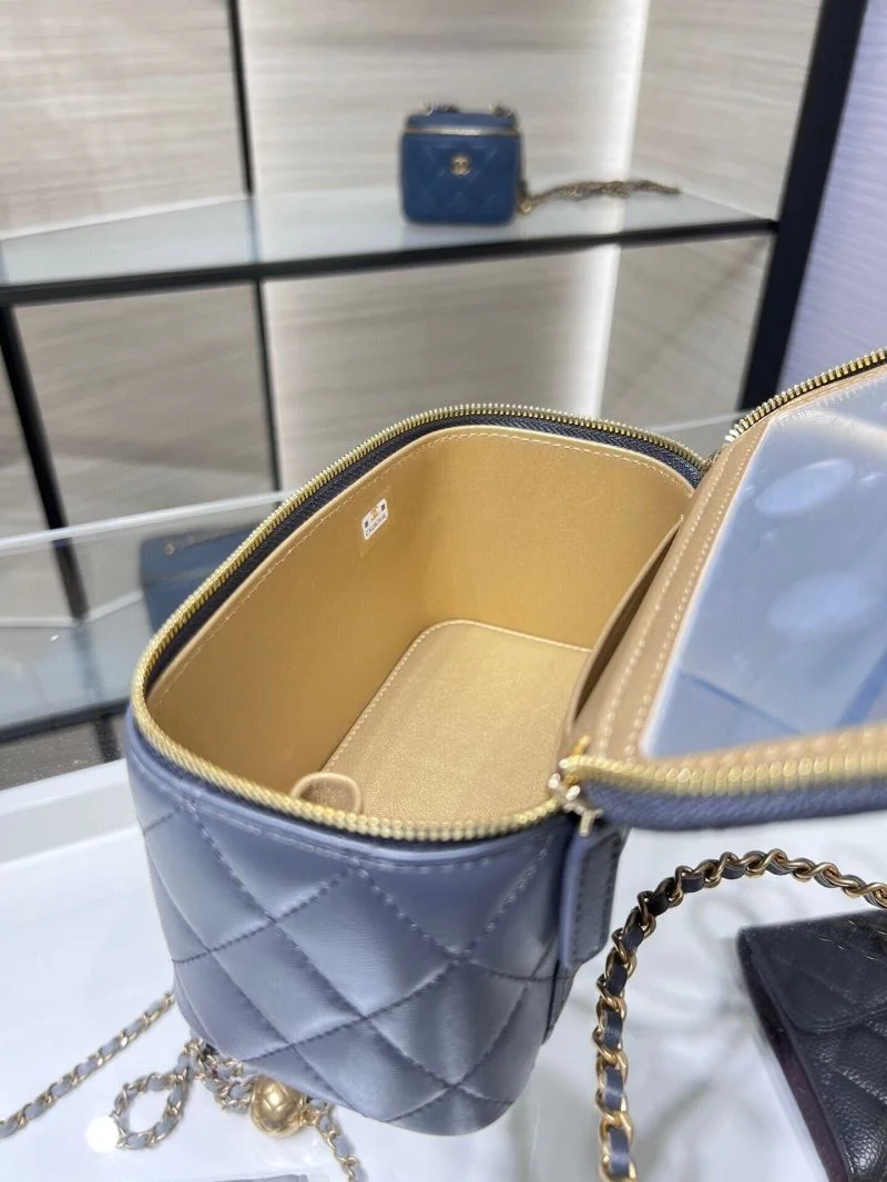 Chanel Cosmetic Bags WeatherProof 55032