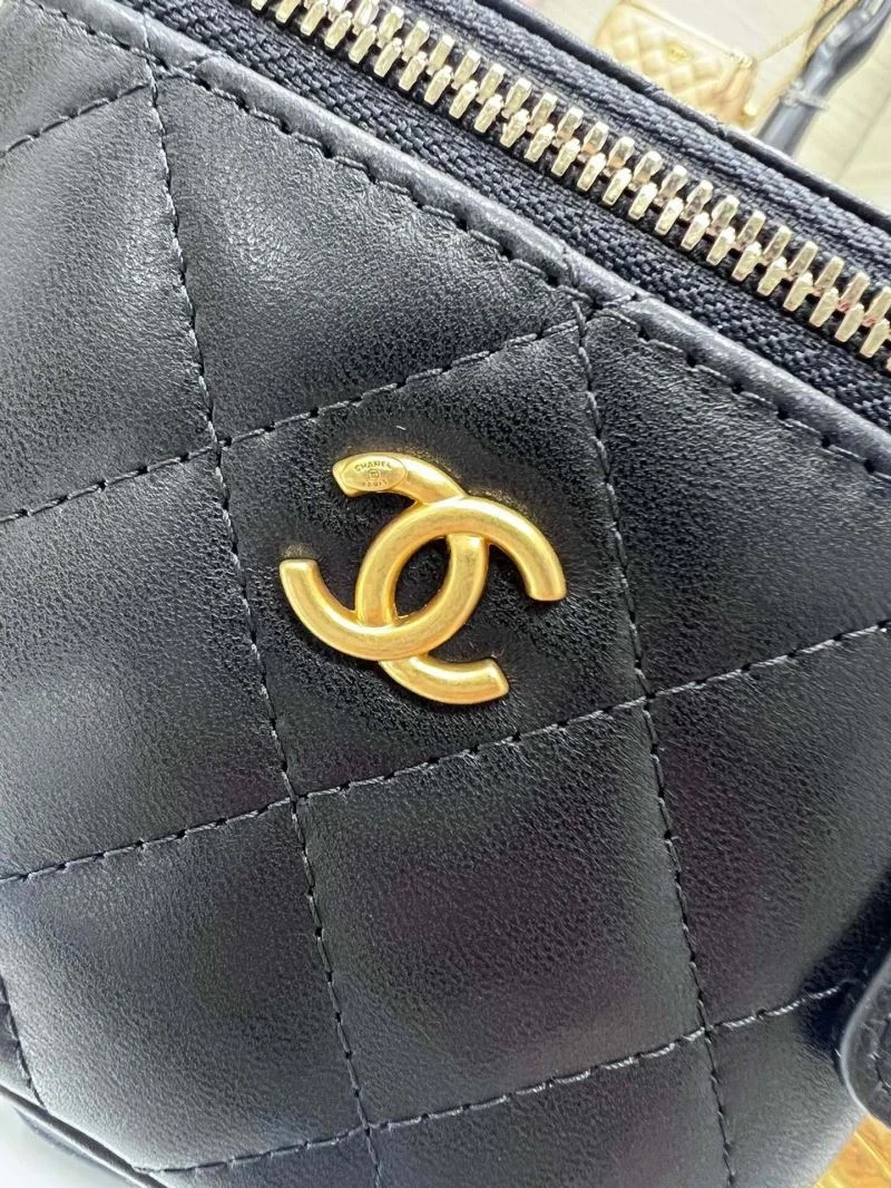 Chanel Cosmetic Bags Durable 55030