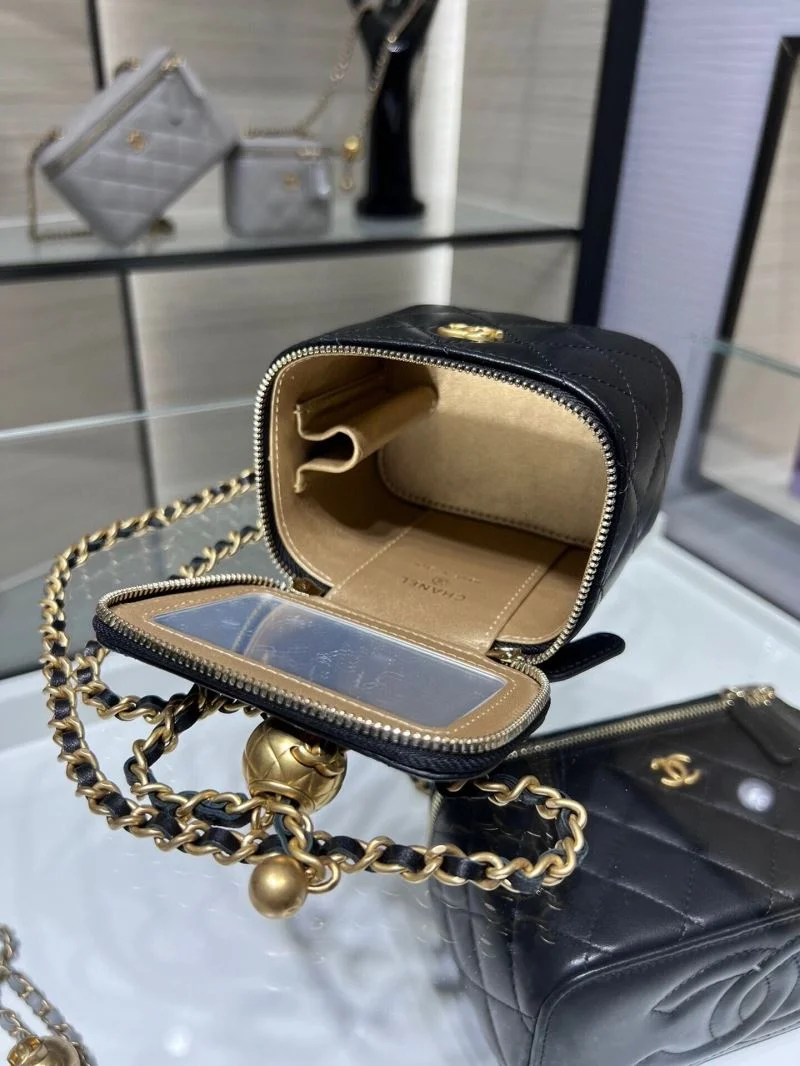 Chanel Cosmetic Bags Durable 55030