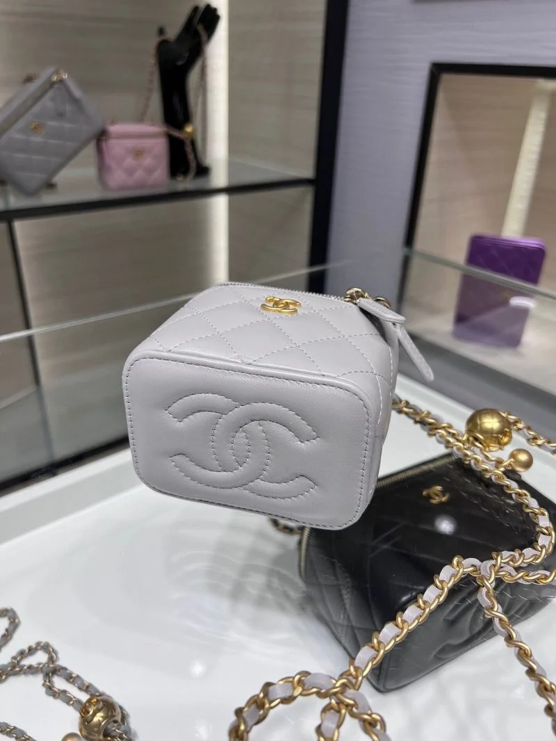 Chanel Cosmetic Bags Durable 55034