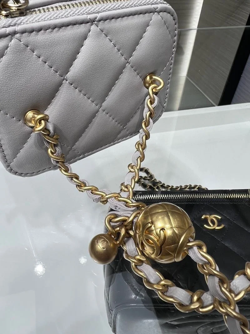 Chanel Cosmetic Bags Durable 55034