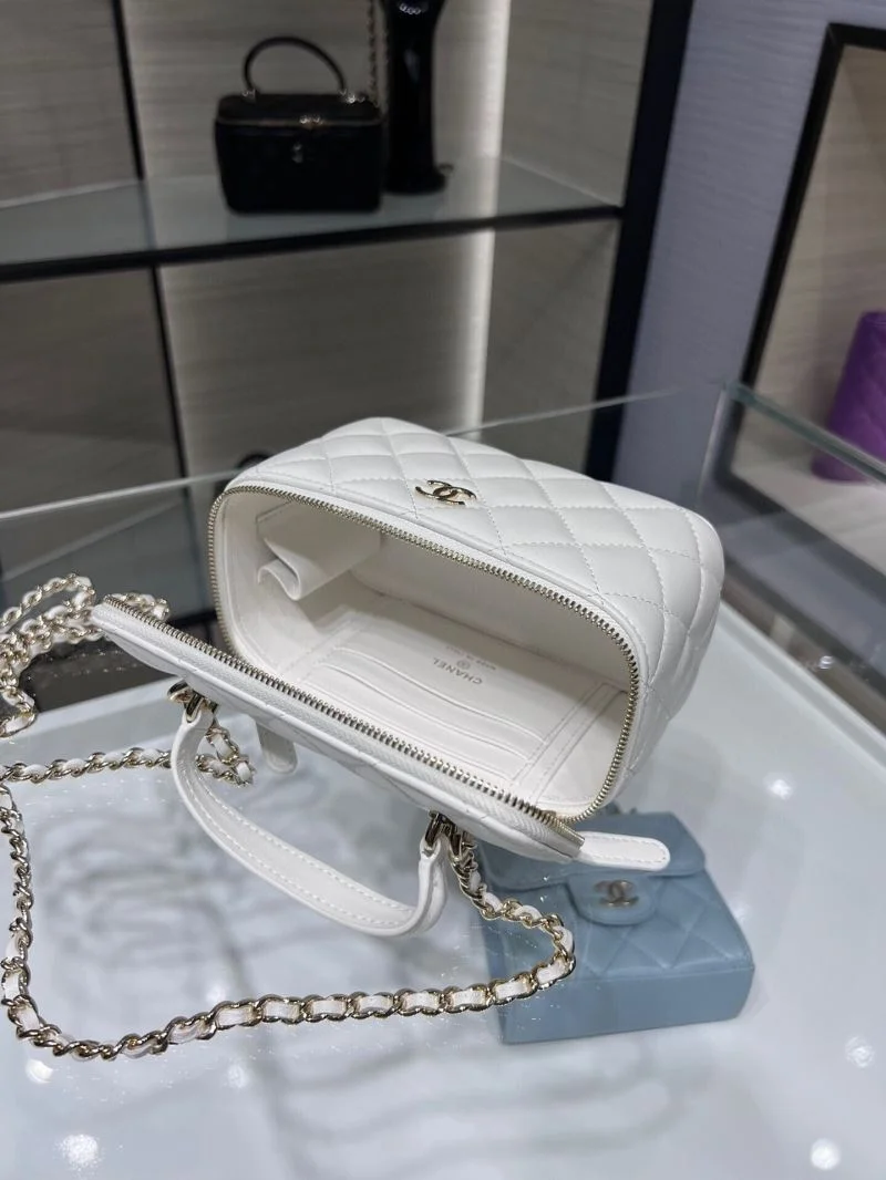 Chanel Cosmetic Bags Affordable 55053