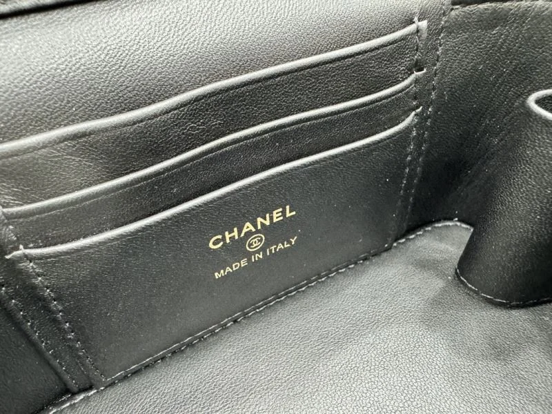 Chanel Cosmetic Bags Effortless 55016