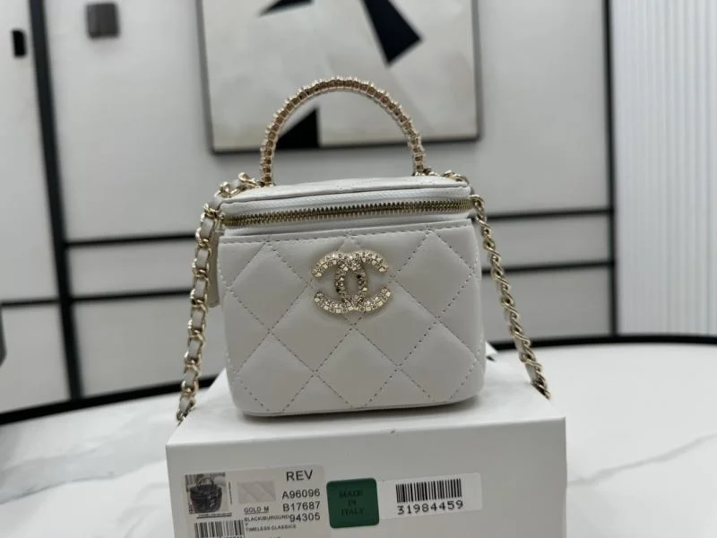 Contemporary Chanel Cosmetic Bags 55026