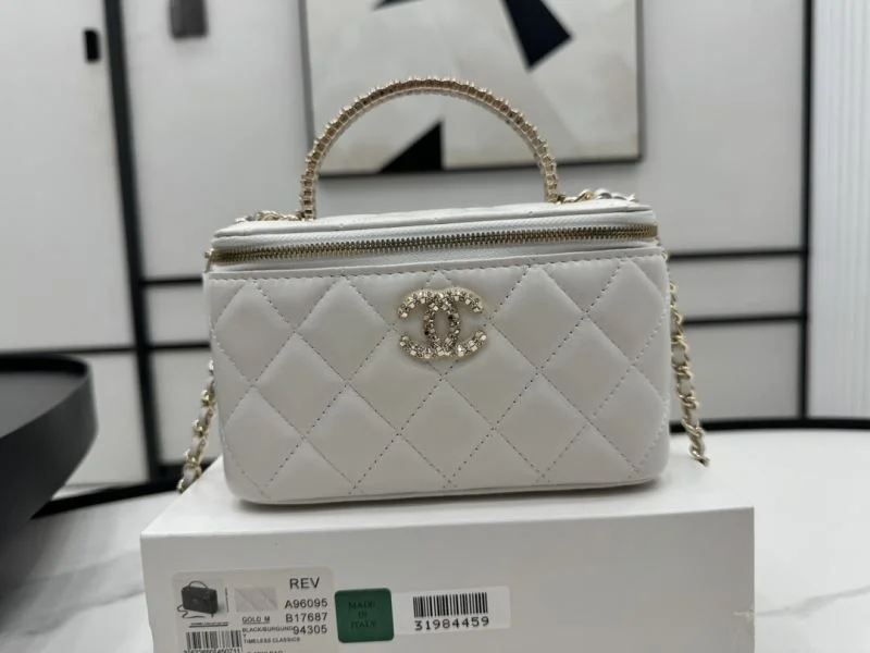 Chanel Cosmetic Bags UrbanChic 55020
