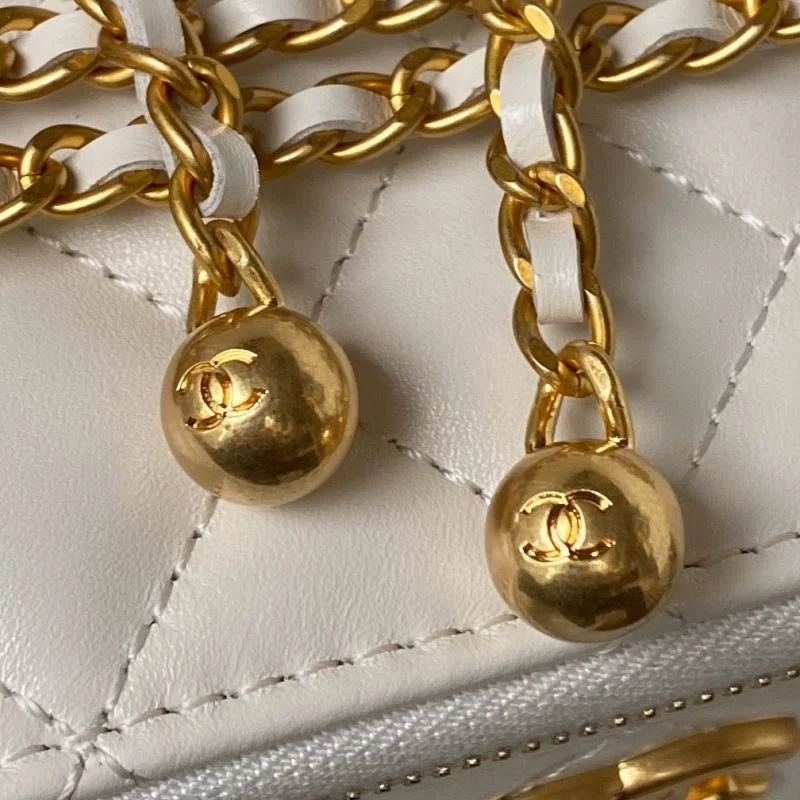 HighPerformance Chanel Cosmetic Bags 55025