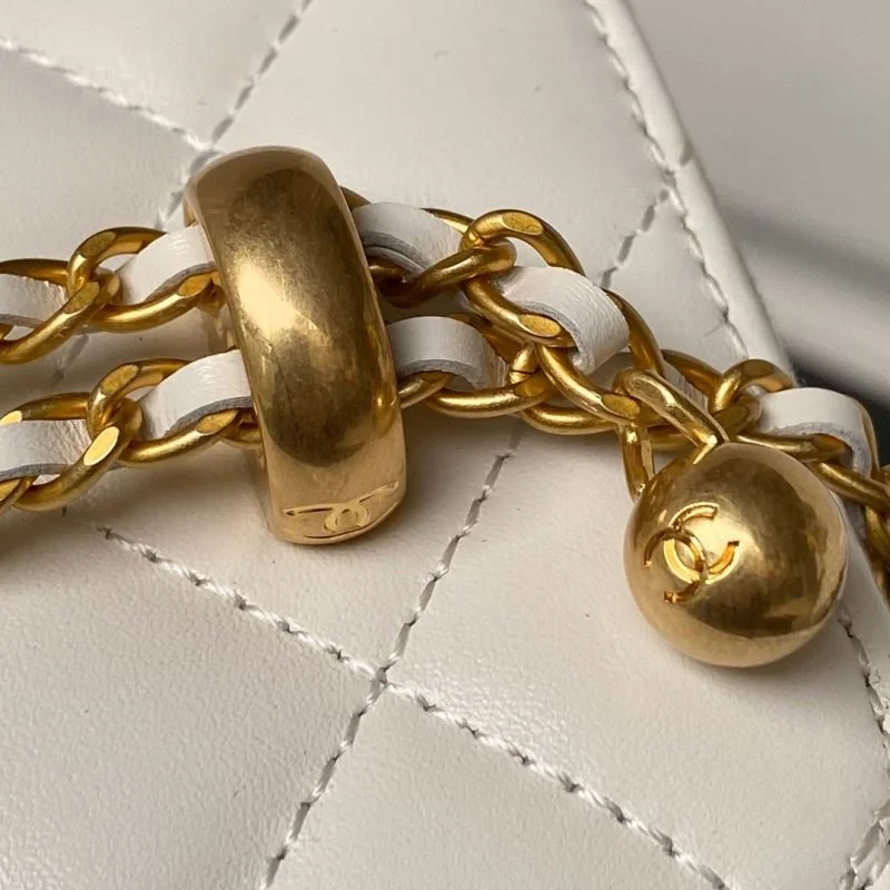 HighPerformance Chanel Cosmetic Bags 55025
