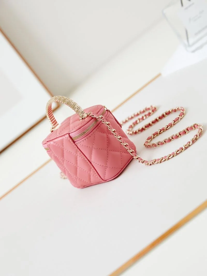 Snug Chanel Cosmetic Bags 55022