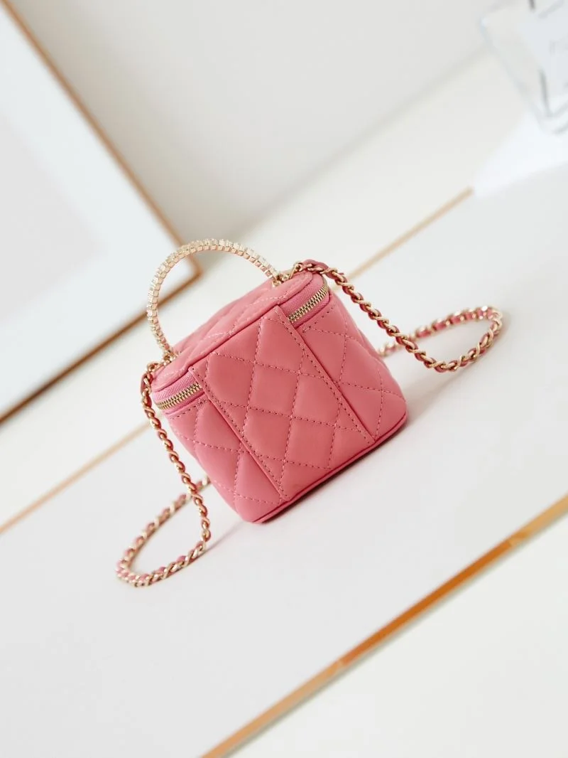 Snug Chanel Cosmetic Bags 55022