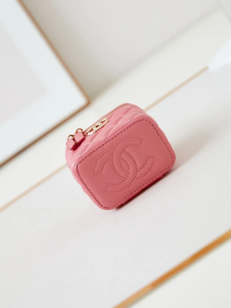 Snug Chanel Cosmetic Bags 55022