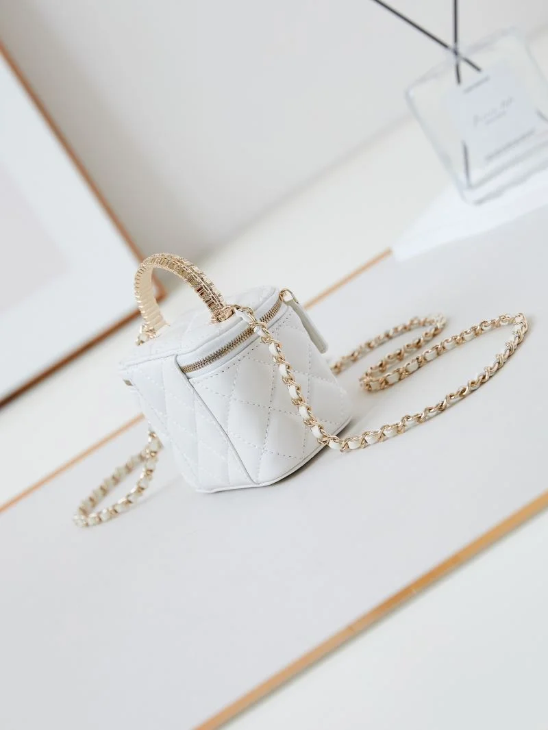 Chanel Cosmetic Bags Unique 55017