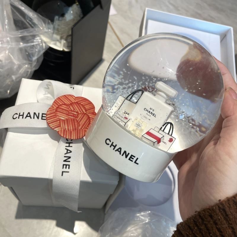 RelaxedFit Chanel Crystal Balls 262722