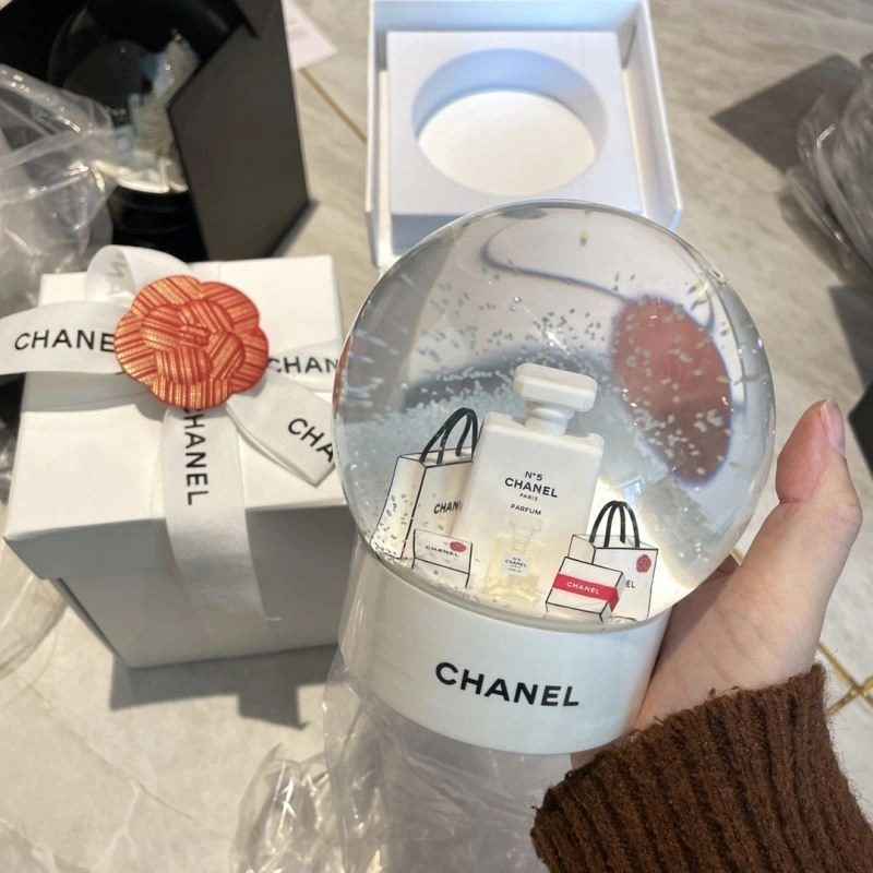 RelaxedFit Chanel Crystal Balls 262722