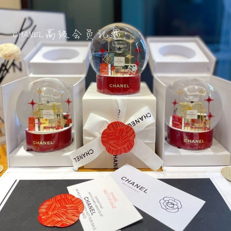 Bright Chanel Crystal Balls 262730