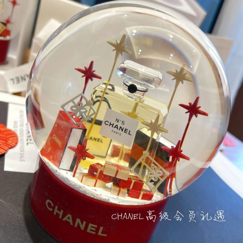 Bright Chanel Crystal Balls 262730