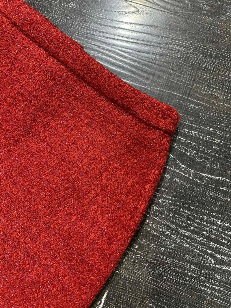 TechFriendly Chanel Dress Suits 111436