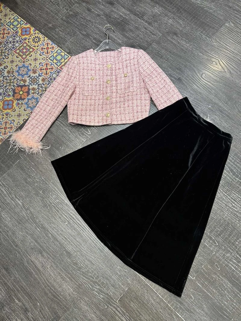 Chanel Dress Suits ZipUp 111422